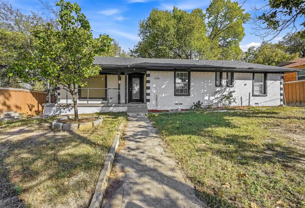 1711 Essex Avenue, Dallas