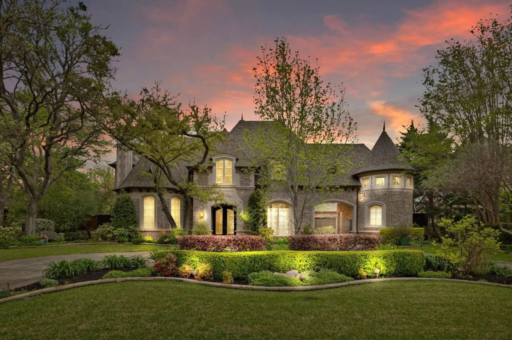 6247 Lupton Drive, Dallas
