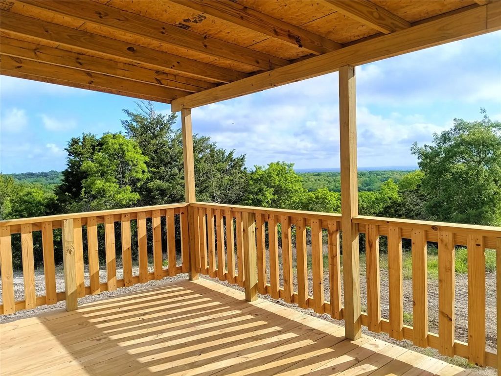 700 Woodhaven Drive, Springtown