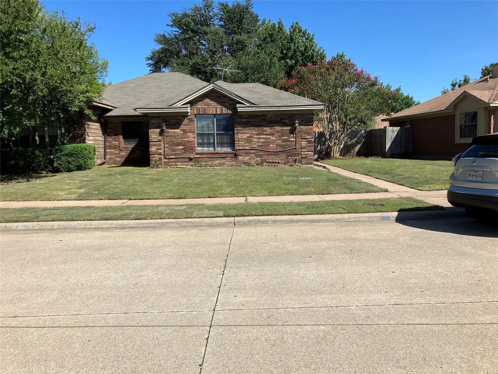 258 Willingham Drive, Coppell