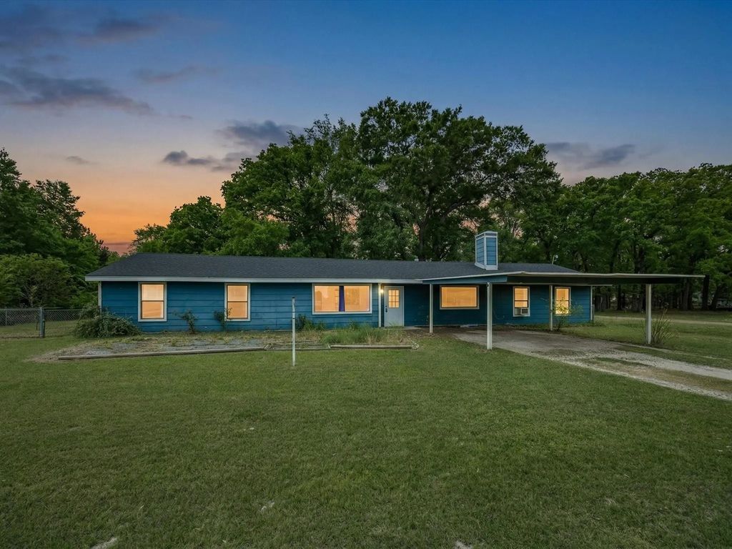 209 Pierce Drive, Mabank