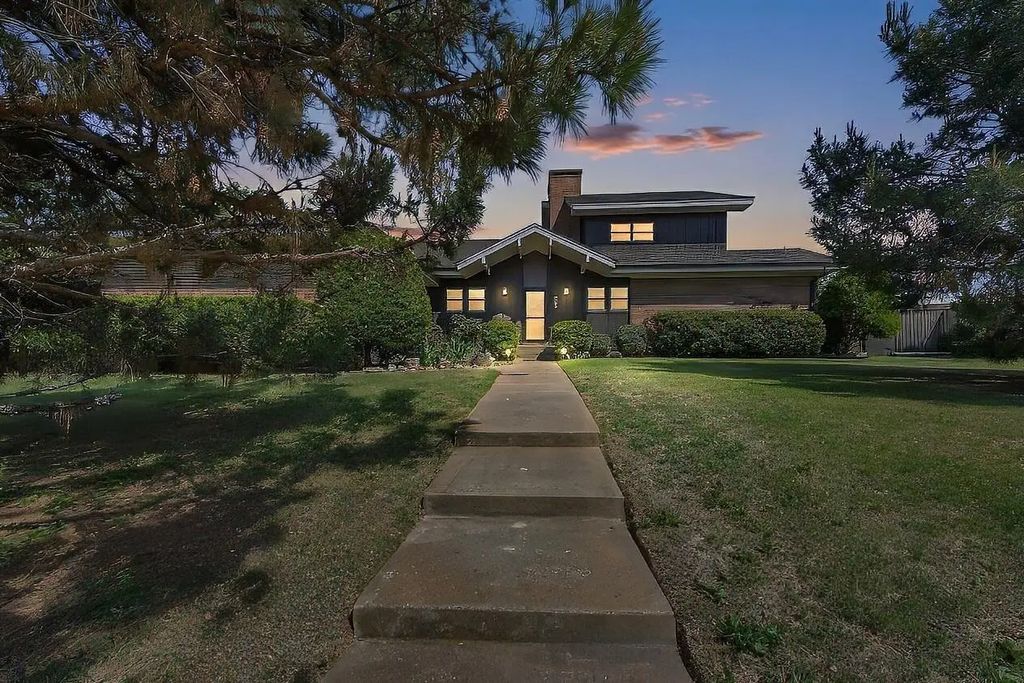 103 Robin Avenue, Weatherford