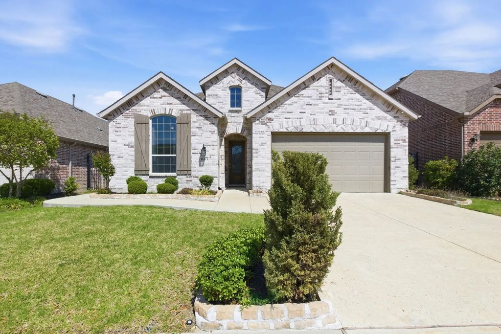 1637 Breezy Bay Court, Wylie
