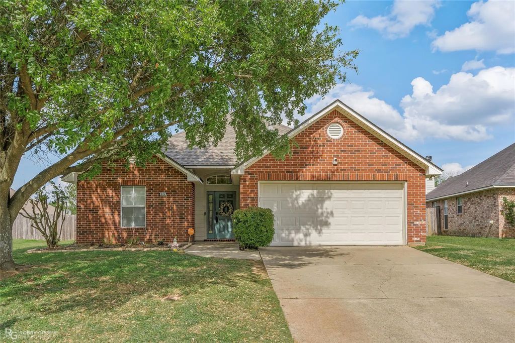 604 Whitefield Lane, Bossier City