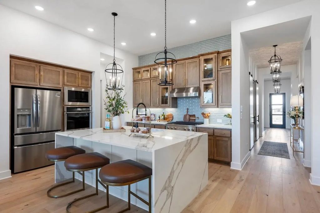 2711 Fawnwood Court, Sherman
