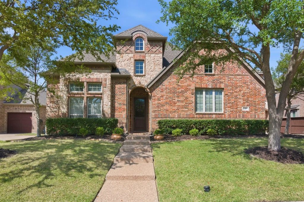 2207 Glasgow Drive, Trophy Club