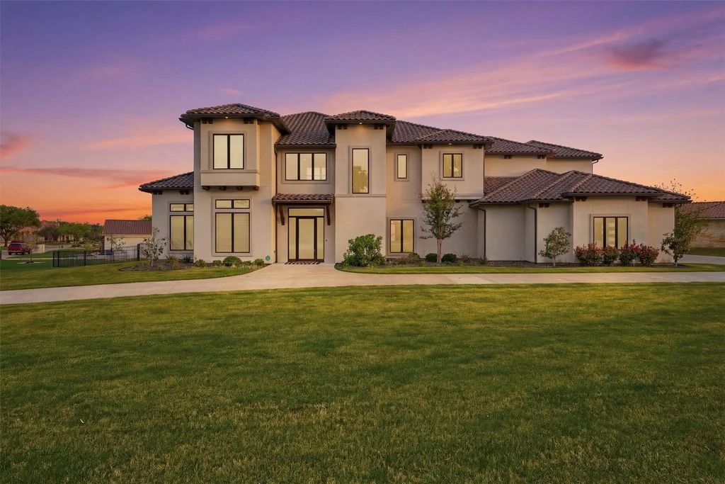 1611 Monterey Bay Court, Granbury