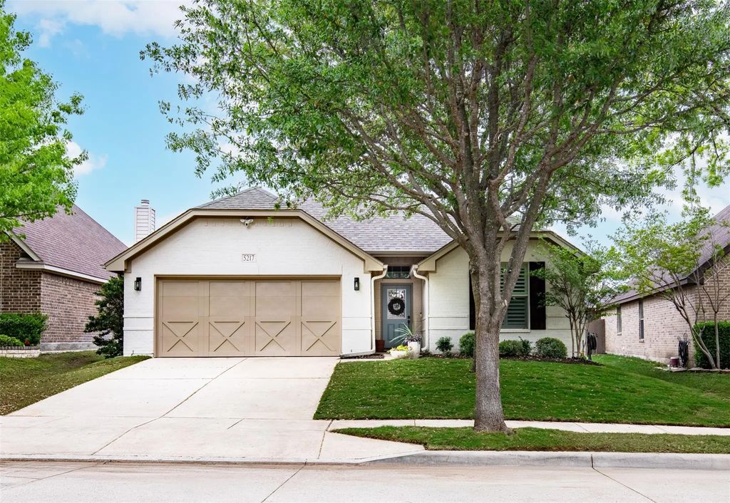 5217 Agave Way, Fort Worth