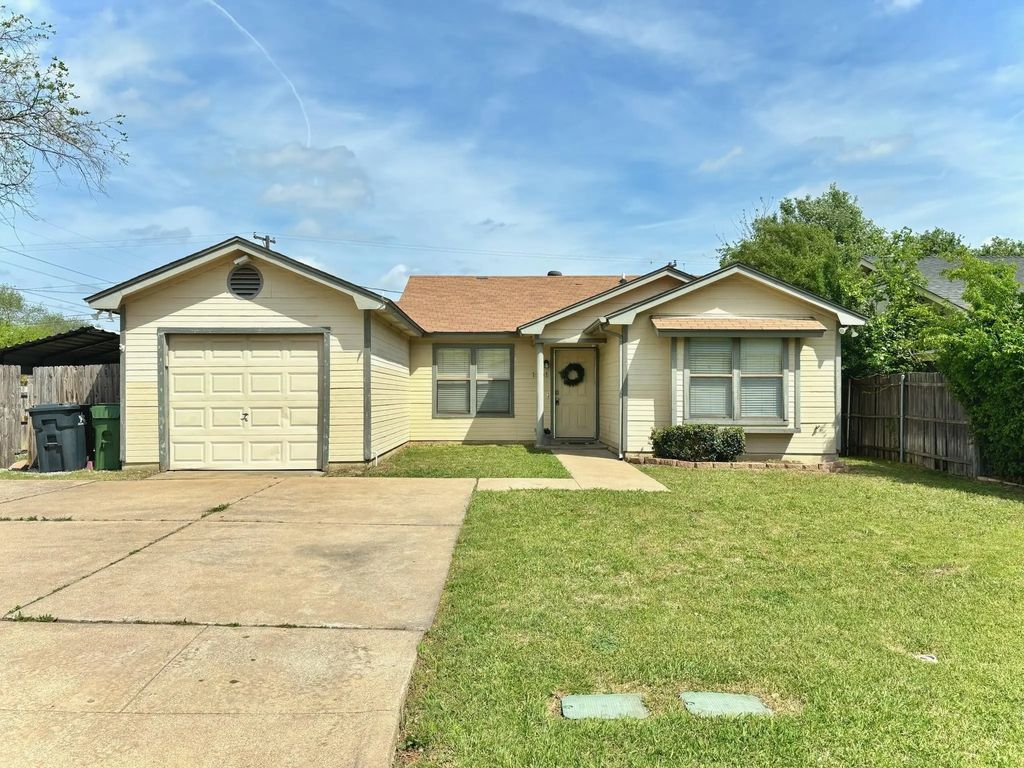 1501 Gentle Wind Drive, Arlington
