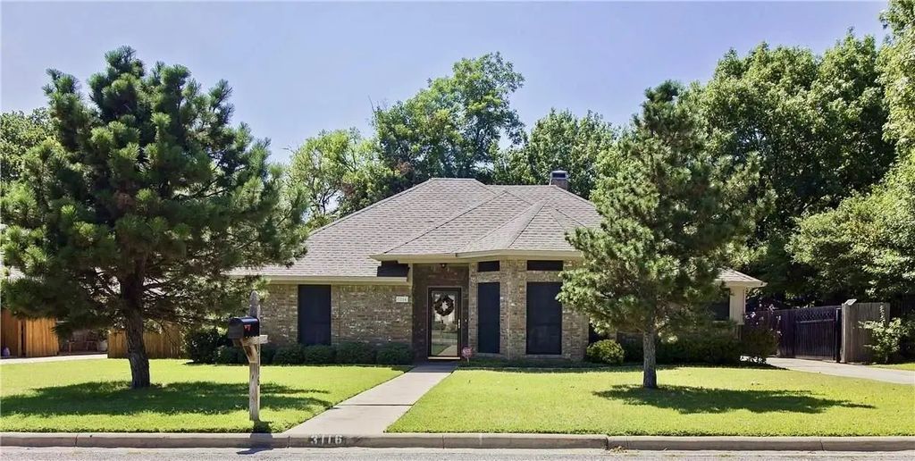 3116 Mimosa, Sherman