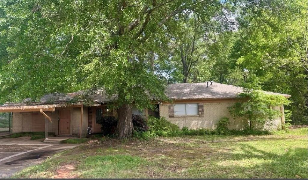 1408 Dale Street, Longview