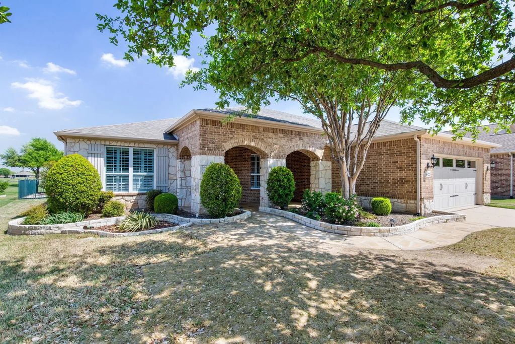6422 Bushwoods Drive, Frisco