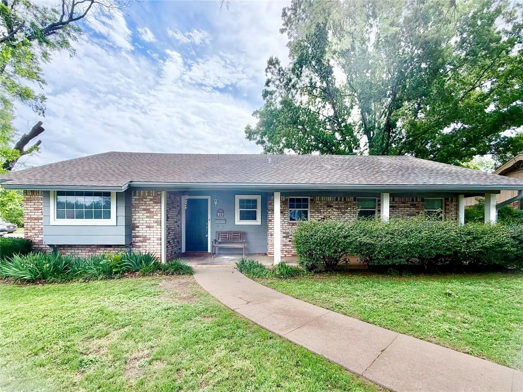 933 Avenue F, Abilene