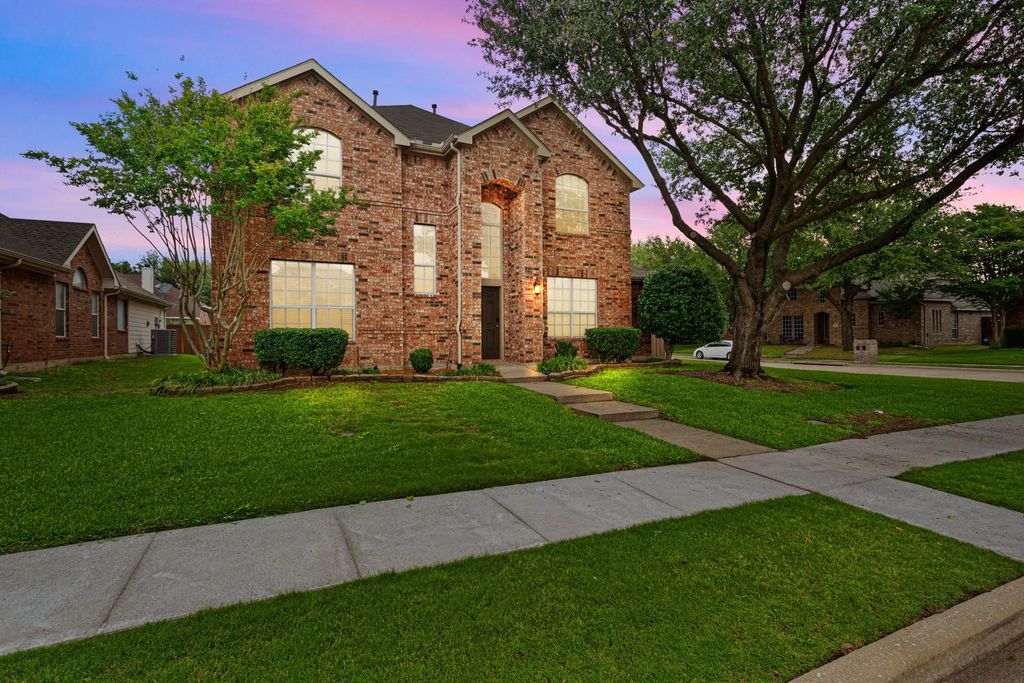 5500 Dark Forest Drive, McKinney