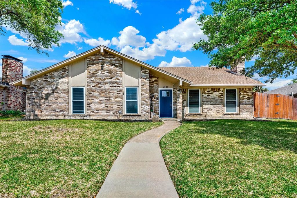 2525 Winterstone Drive, Plano