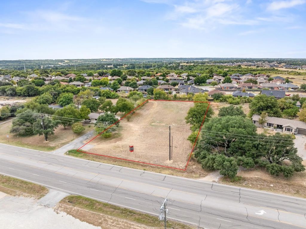 1835 N Main Street, Weatherford