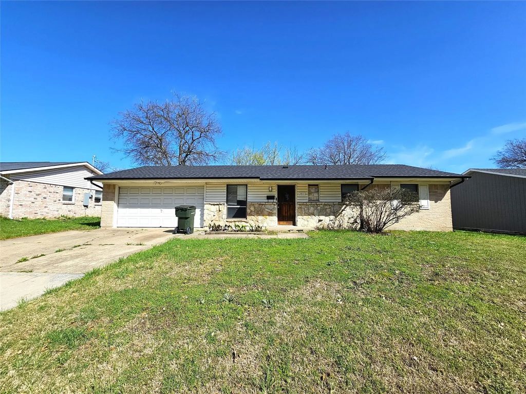 2801 Meadows Drive, Plano