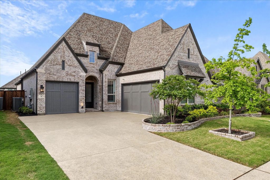 541 Petrel Drive, Rockwall