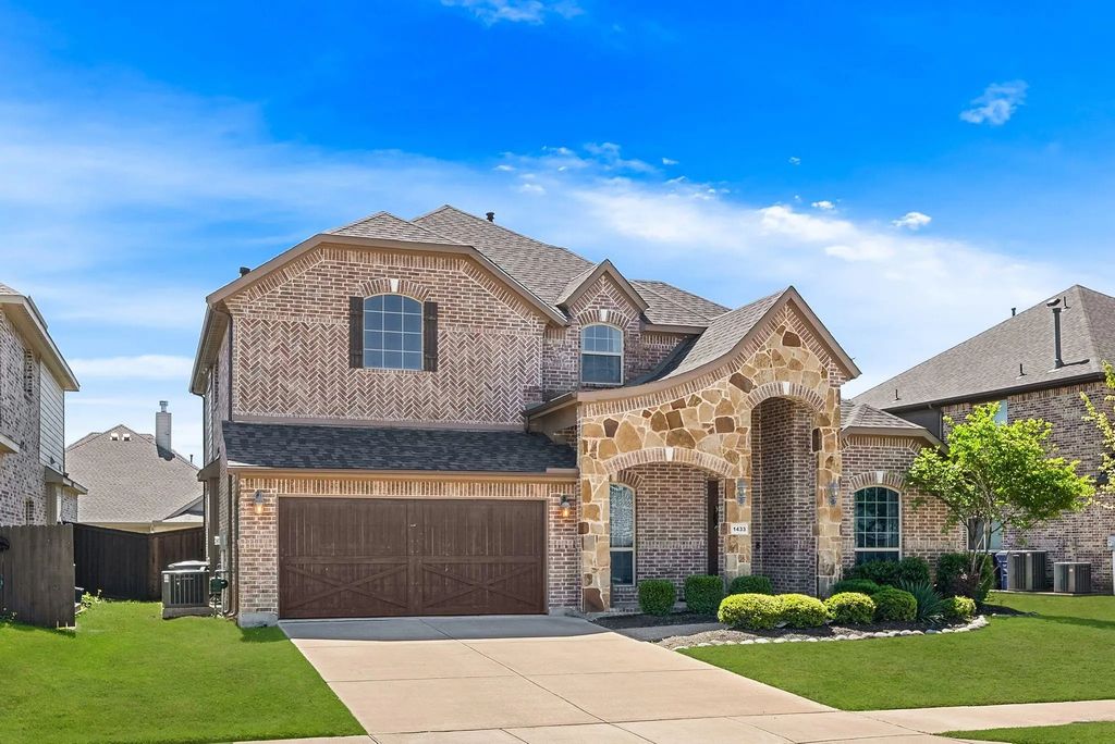 1433 Marines Drive, Little Elm