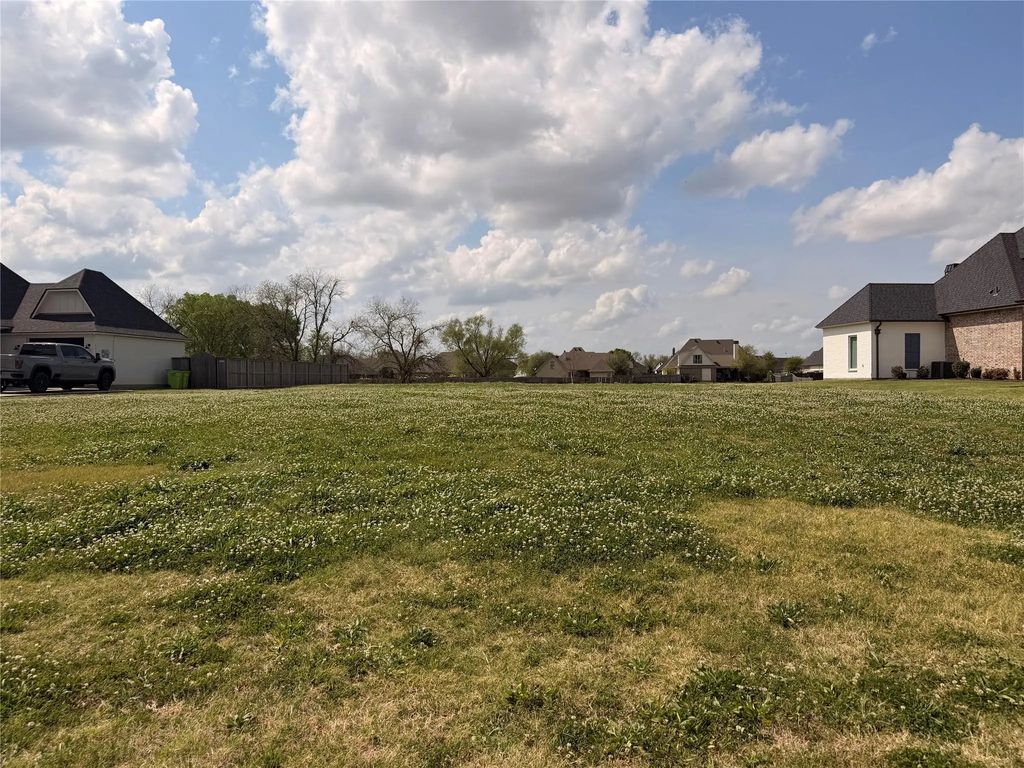 746 Smokehouse Loop, Benton
