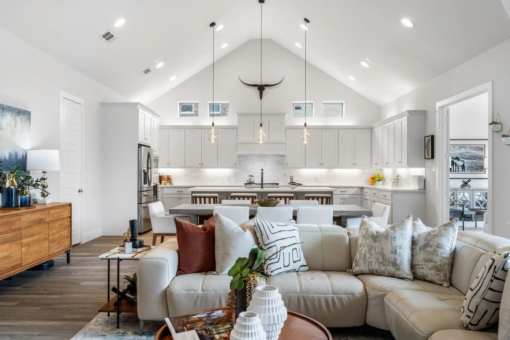 1504 Snapdragon Court, Celina