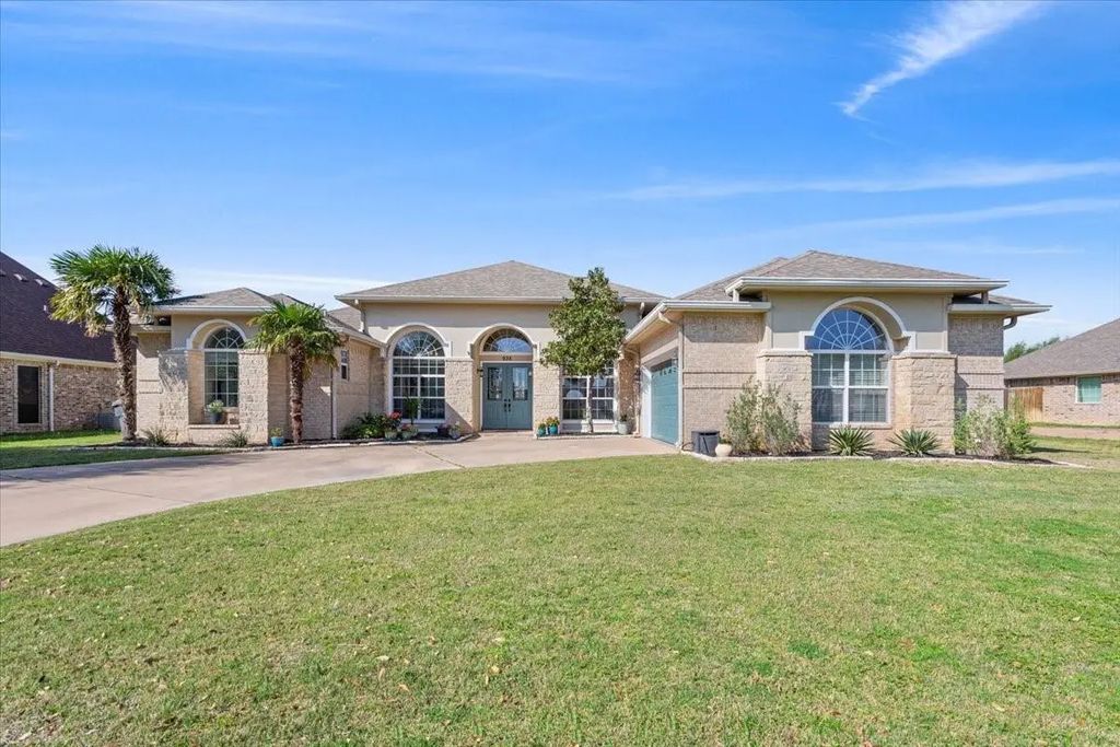 936 Queen Elizabeth Drive, Waco