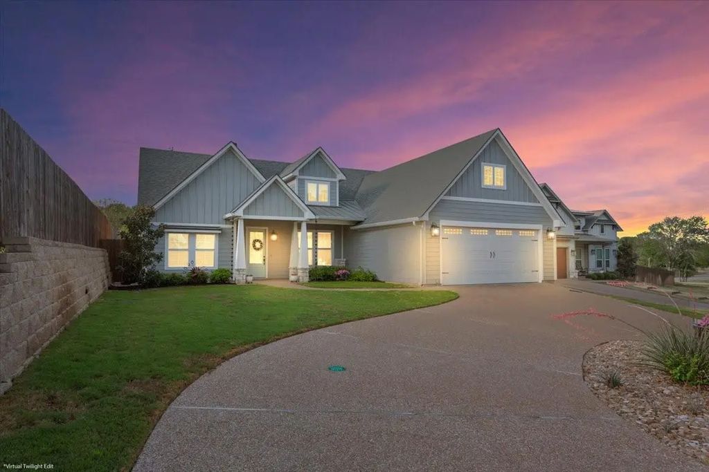 1400 Wandering Trail, Woodway