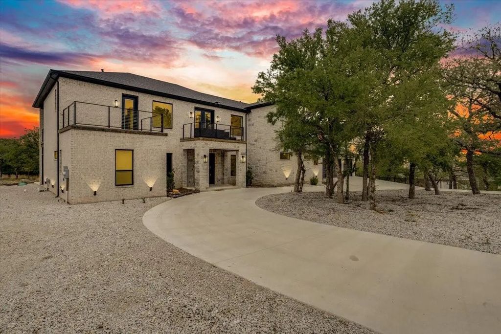 124 Cote D Azur Drive, Chico