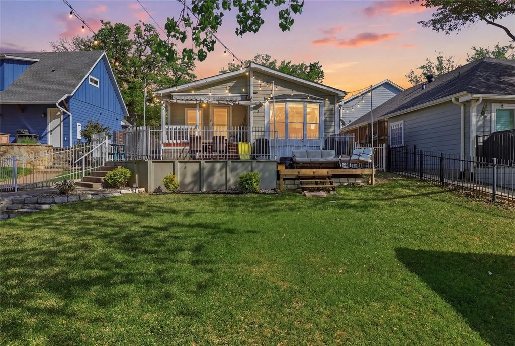 1105 E Lake Drive, Weatherford