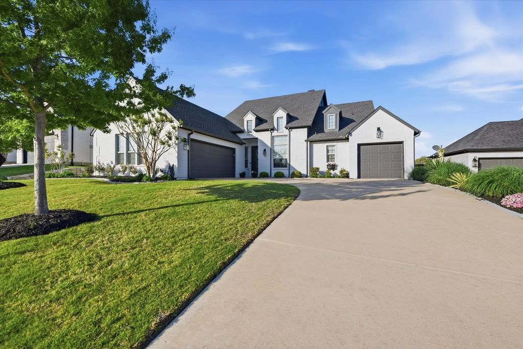 3012 Nob Hill Drive, Burleson