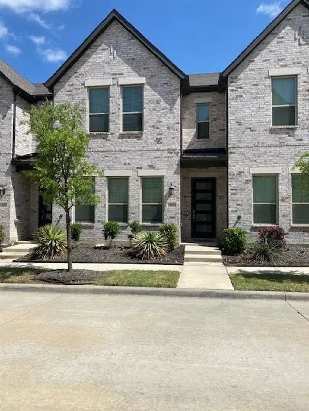 329 Colusa Drive, Lewisville