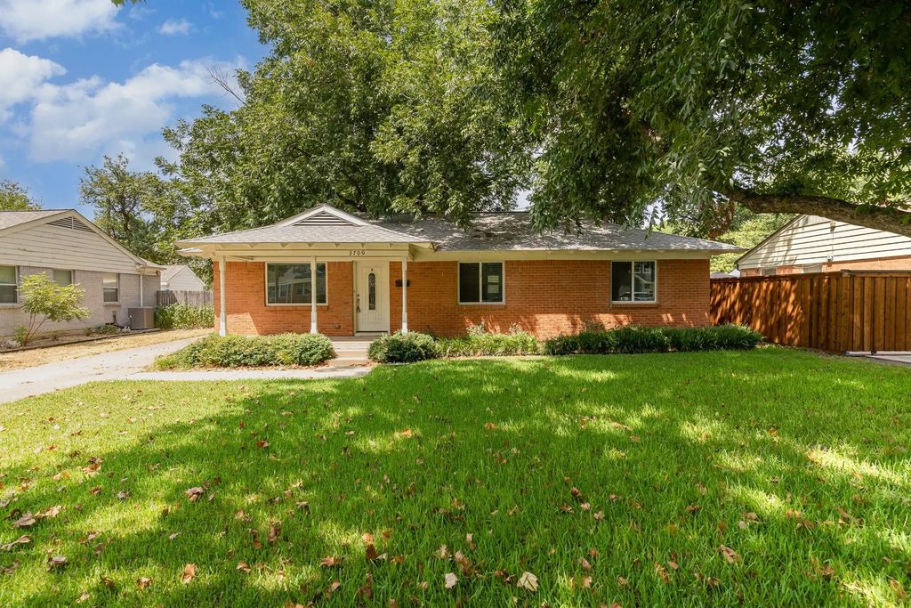 3709 Van Ness Lane, Dallas