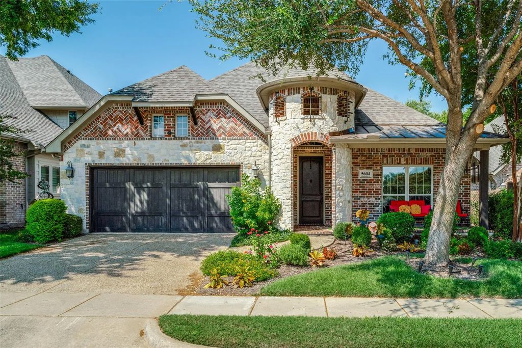 5604 Hummingbird Lane, Fairview