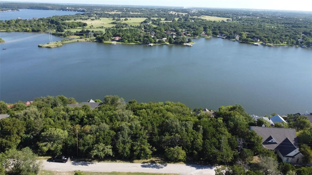 2831 San Gabriel Drive, Granbury