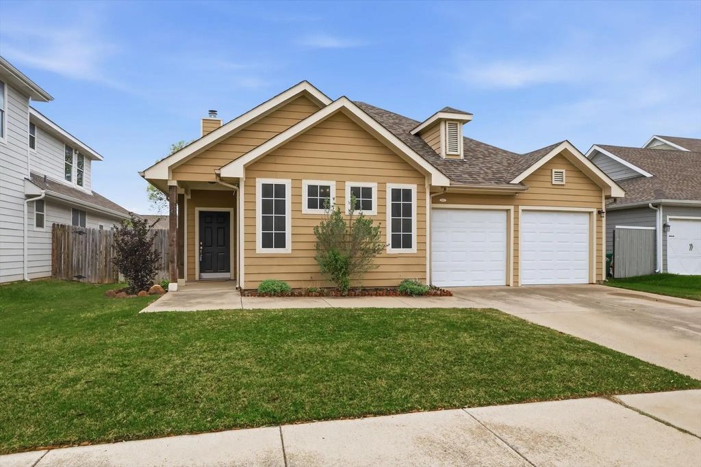 2201 Windsor Farms Drive, Denton
