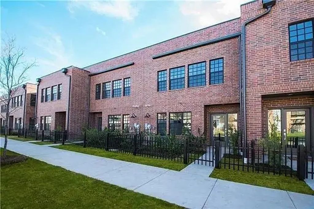 627 Finley Court, Dallas