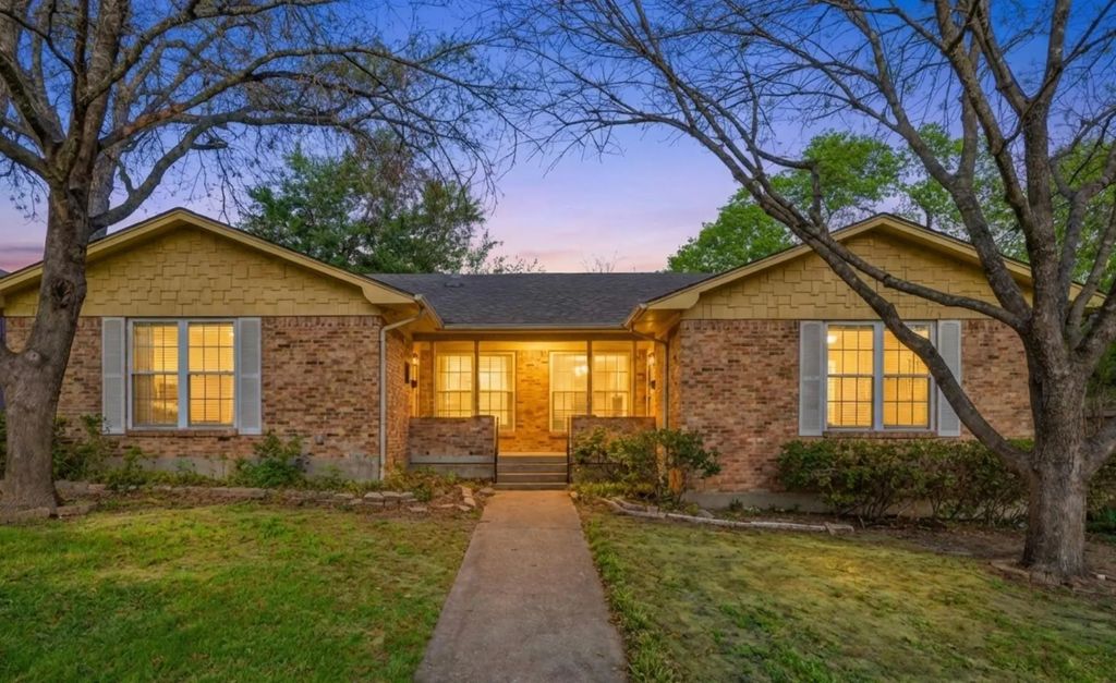 7021 Kingsbury Drive, Dallas