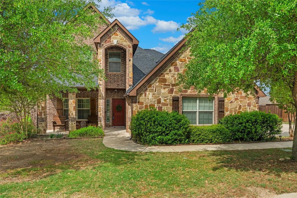 2322 Trace Ridge Drive, Weatherford