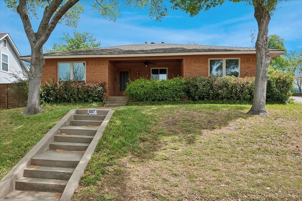 607 Cliffside Drive, Richardson
