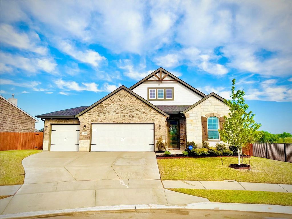 1900 Velora Drive, Haslet