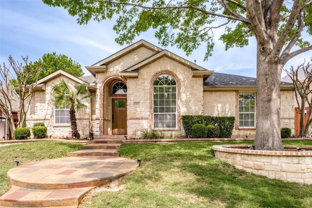 1417 Berne Lane, Lewisville