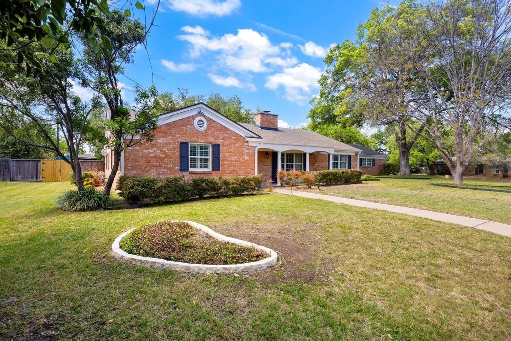 2010 N Beal Street, Belton