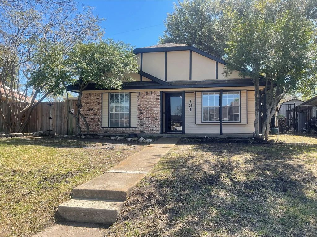 304 Crooked Lane, Mesquite