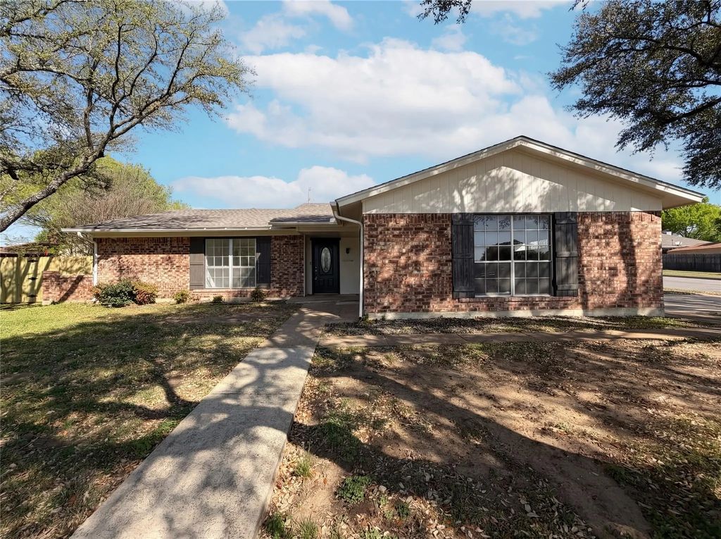 1000 Dorsey Street, Burleson