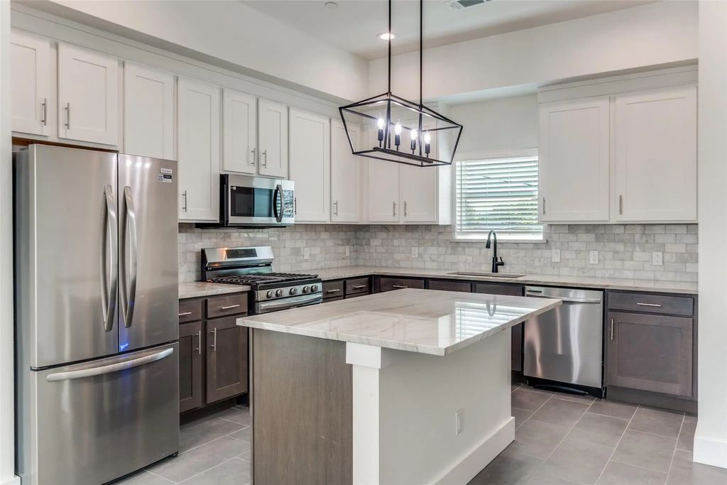 4519 San Jacinto Street 101, Dallas
