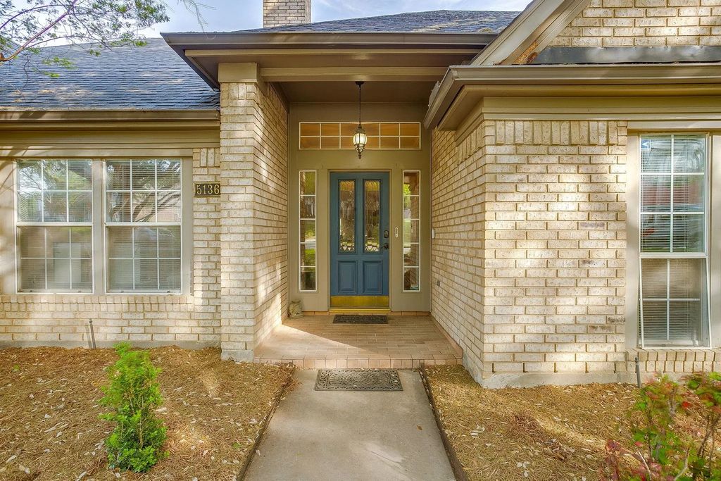 5136 Golden Lane, Fort Worth