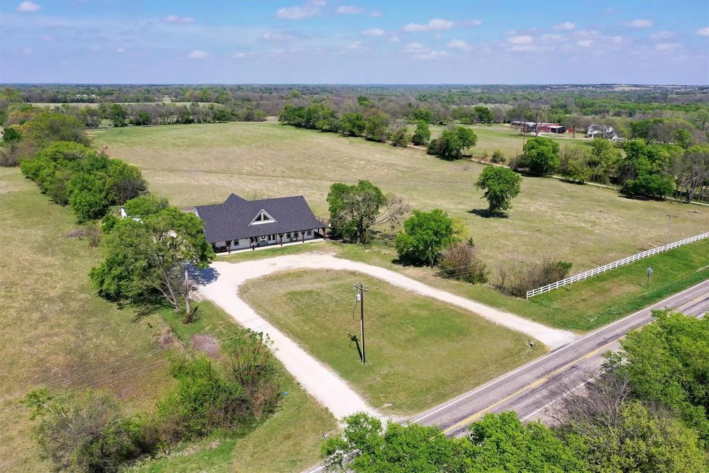 2915 Fm 697, Sherman