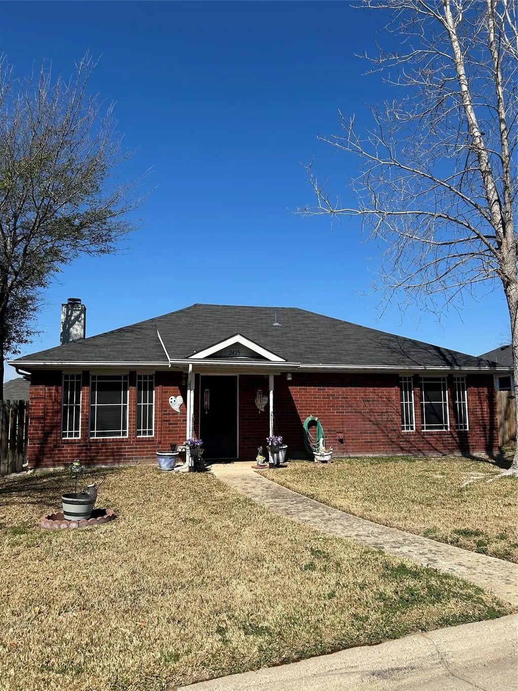 2425 Esquire Drive, Arlington