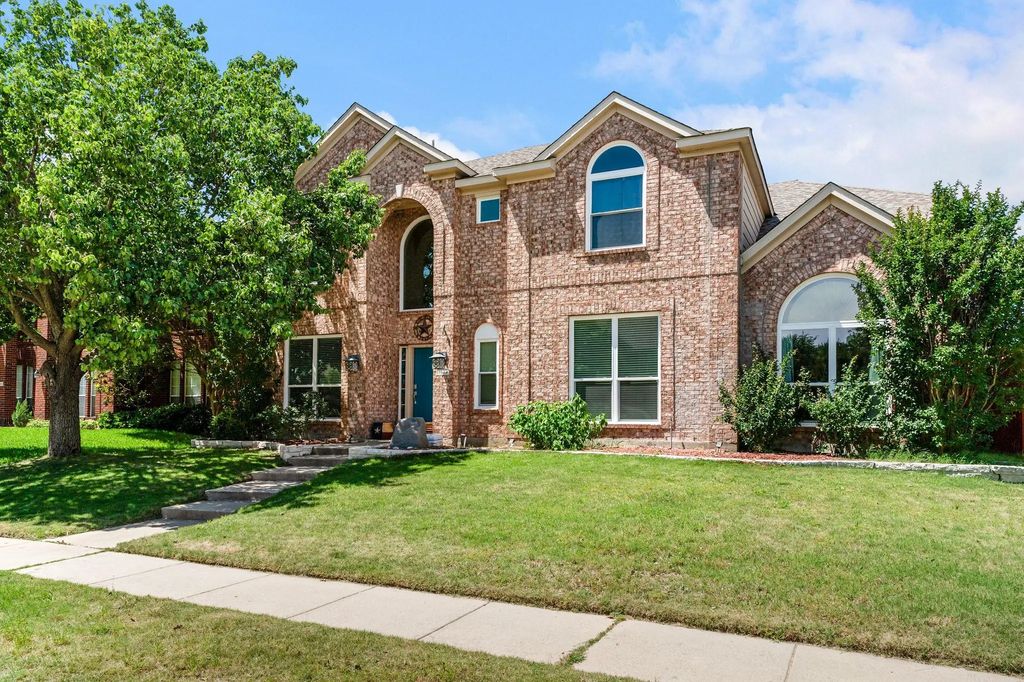 1513 Hidden Cove Court, Allen