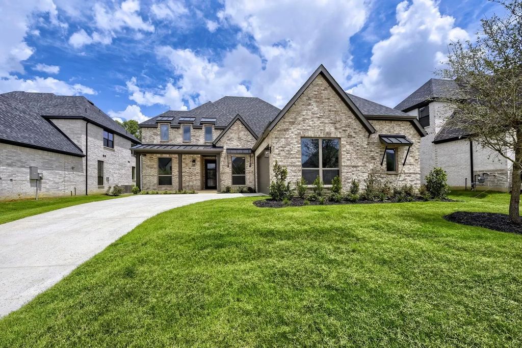 833 Bella Casa Drive, Keller